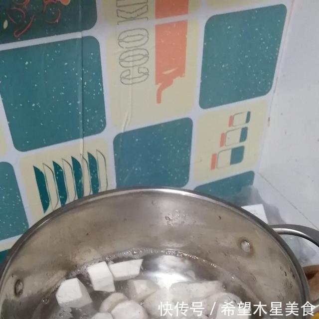 红烧芋头|芋头这样吃，比吃肉还香，营养加倍，食欲大增，一上桌就被抢光了