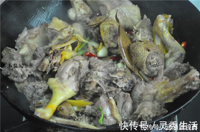 冬天|鸭子如此烧,不腥不柴特别香,操作简单,我家每年吃掉几十只