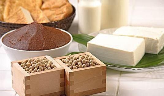 维生素c|想要脸上皮肤好,每天应该吃些什么食物,美丽肌肤是吃出来的