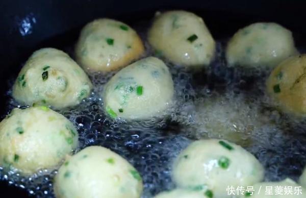 快速早餐,1碗面粉,3个鸡蛋,手不沾面,比油条简单,比包子还香