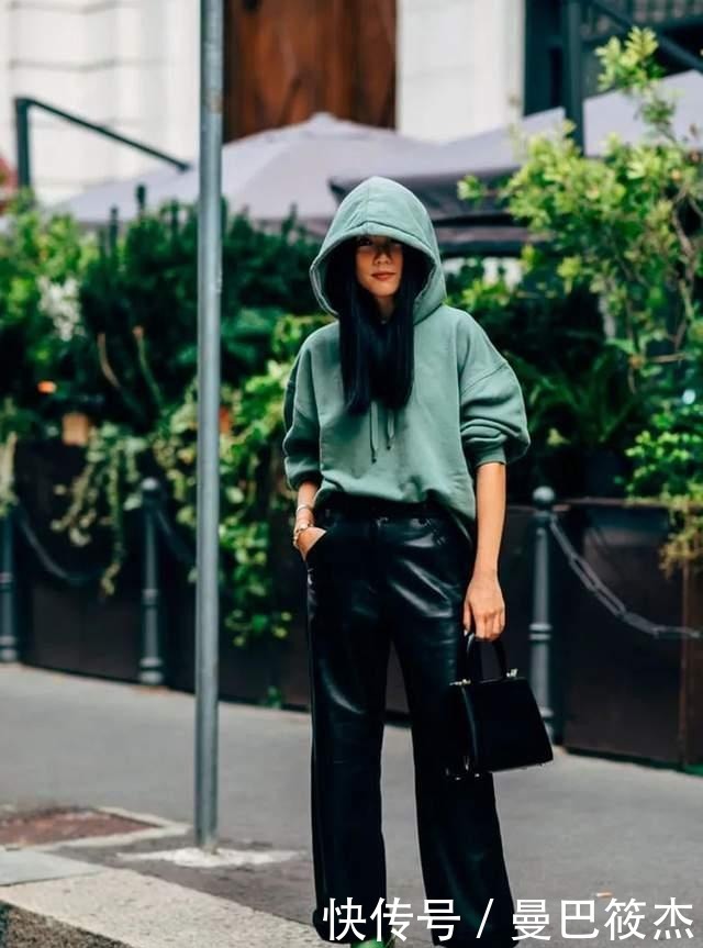 2021最流行这样穿，卫衣+阔腿裤，搭什么鞋子都好看