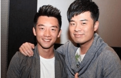 宿舍|陳赫同寢室的室友4人紅了3人,鄭愷:不是不想帶,是真帶不動他!