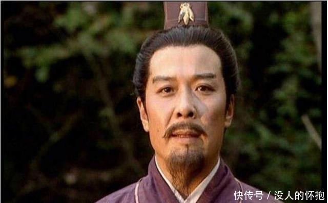 永昌|刘备封赵云为永昌亭侯，封张飞为新亭侯，为何独独漏掉关羽