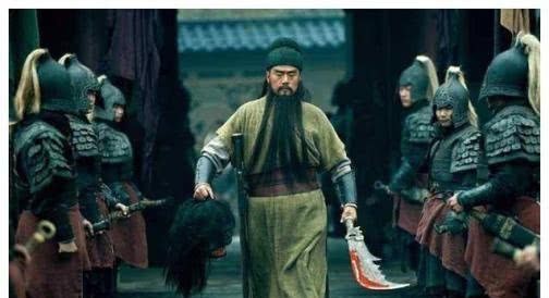 颜良|颜良和文丑的武功究竟如何,为嘛被关羽三两下全“咔嚓”了?