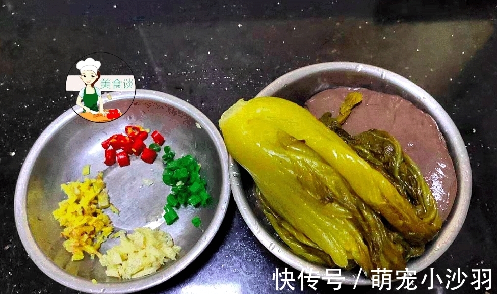 实惠|冷天，鸡鸭鱼肉靠边站，这菜6块一斤，不放肉也很鲜香，儿子爱吃