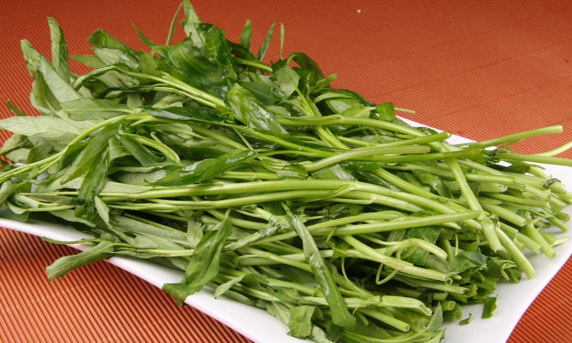 痛风的“天敌”原来就藏在我们餐桌上,每天吃