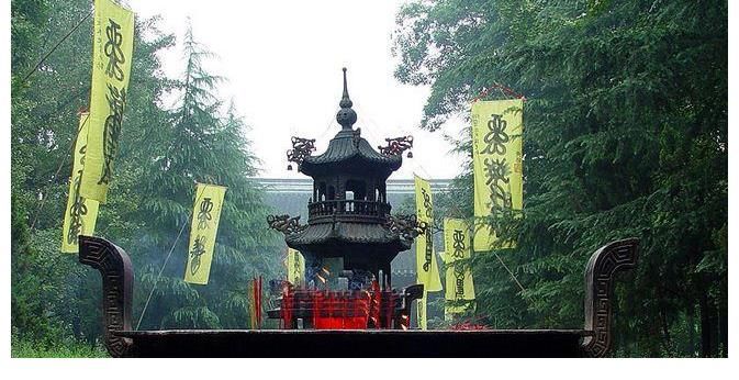 太上老君|洛阳一景区，距今已有千年历史，相传太上老君炼丹处，名气却很小