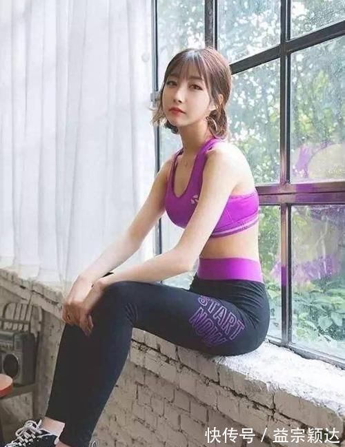 大长腿|打底裤简约又富有弹力,打造出高端气质女神范