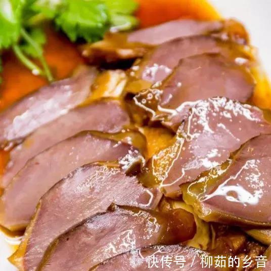 入选|17年潮汕老字号「日日香鹅肉饭店」,靠一只鹅入选非物质文化遗产