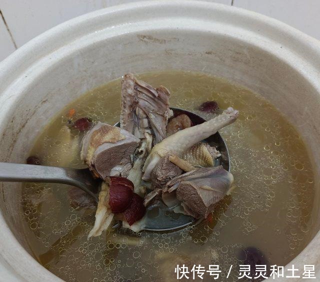 当归黄芪鸽子汤!