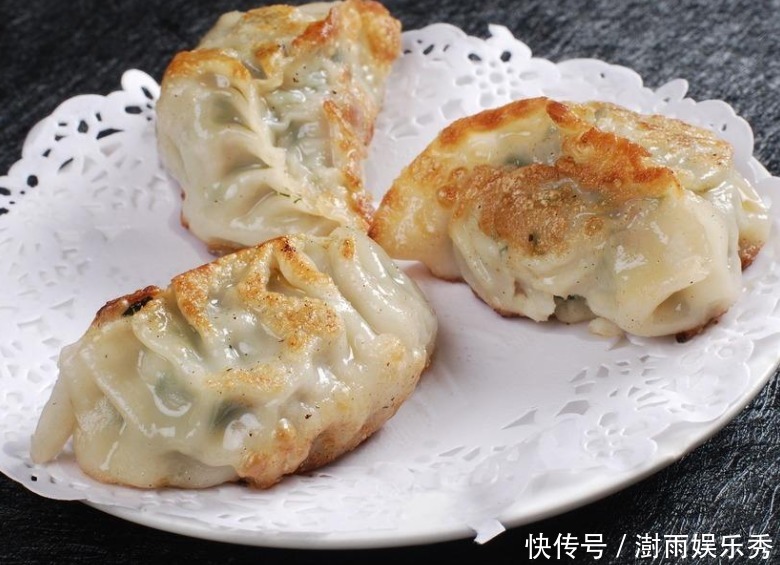 酥软|早餐我做了此美味,香脆酥软,简单快手就是一锅,当早餐一级棒