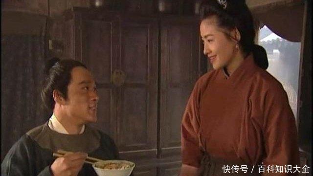 他是隐藏在梁山的高人,武松最铁的兄弟,不是鲁智深!