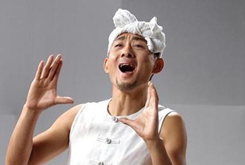 星光大道|从年入千万到无人问津,被揭穿身份后“消失”的阿宝,如今怎样