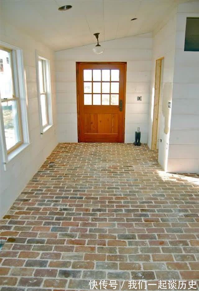 地砖|邻居坚持用红砖铺地,省下一半装修费,看完效果大家争相模仿!