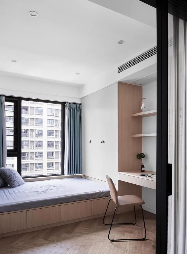 主卧室|夫妻两装修第二套房,尽量从简摒弃繁杂,全屋清爽大方看着就舒服