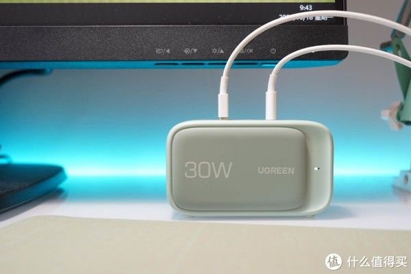 线缆|桌面整理大作战!低成本改造书桌,这些收纳好物你值得拥有!