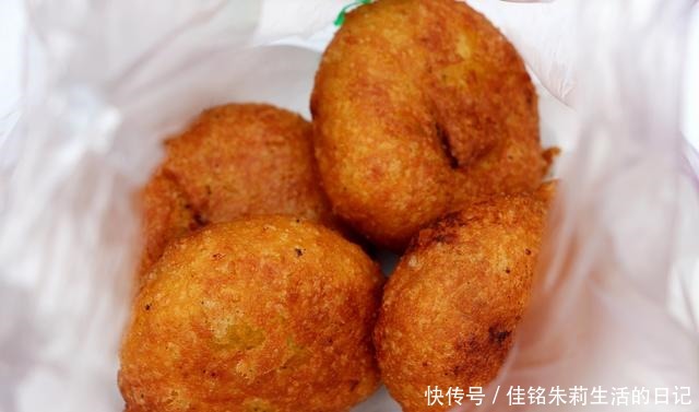 卖光|天津这家干了26年的烫面炸糕,每天早上8点半卖光,想吃的请早