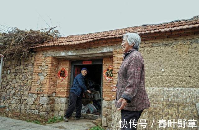 购房|三四线遭遇“回乡潮”，进城购房的家庭，或成为村里的“另类”