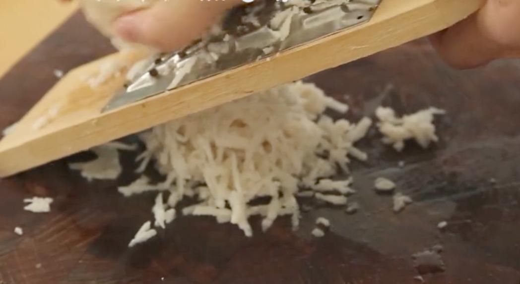 吃法|营养丰富的莲藕又出新吃法,鲜香美味,做法简单,端上桌就吃完了