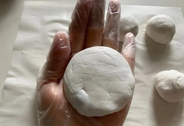 不加一点油，非常简单 0失败，外酥里糯越嚼越香，好吃到停不下来