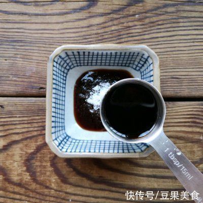 白灼菜心时，记得加点它，菜心翠绿鲜嫩，清脆爽口