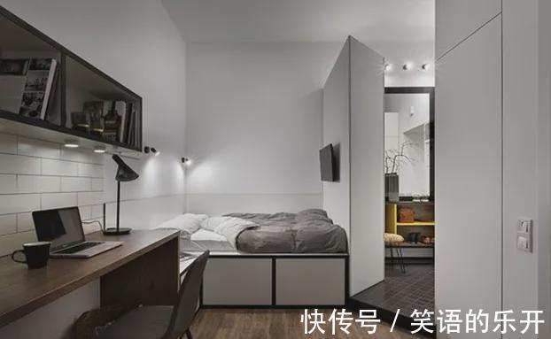 电视|小户型的卧室不用封死，隔断这样设计，当电视墙当置物架，更好用