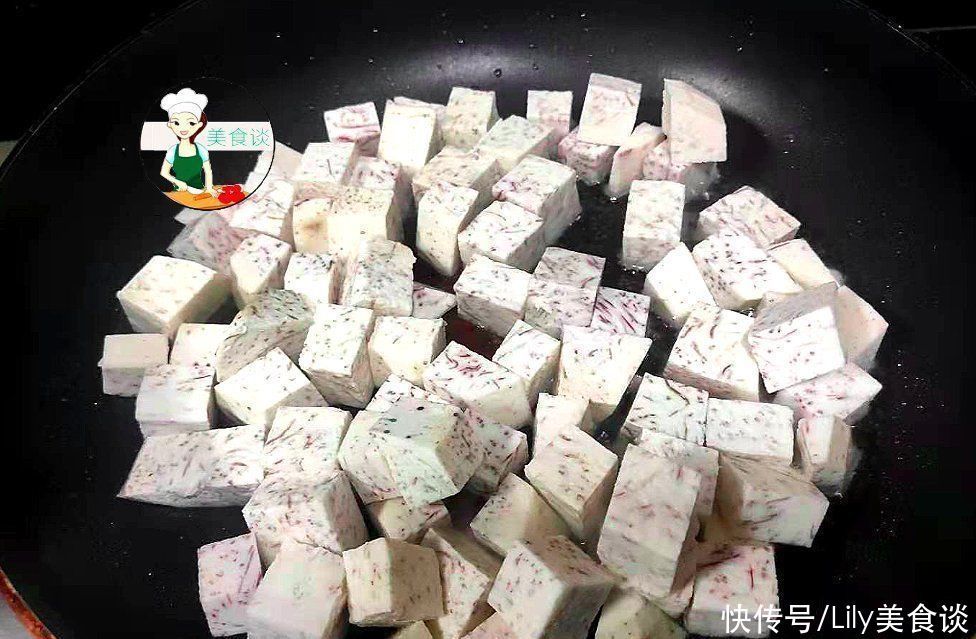 小方块|天一冷，我就馋这美味，30年吃不腻，炖上一锅，有饭有菜真解馋