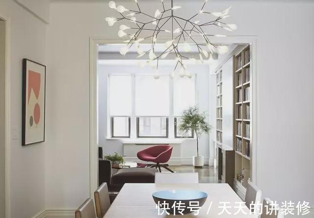小姐姐|90后小姐姐住155平，客厅背景墙改成书架装到顶，收纳1㎡也不浪费