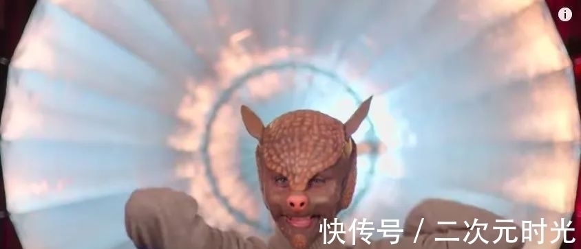 相亲节目|网飞新出狂野相亲节目,嘉宾全部打扮成性感野兽,不看脸只谈爱