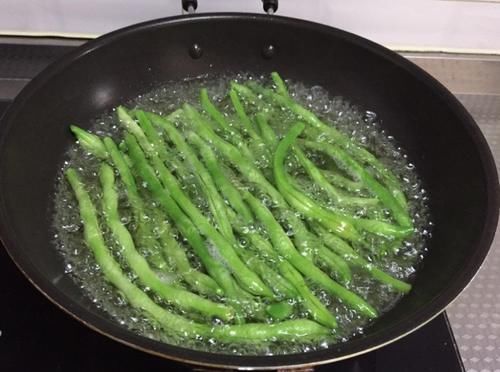 蔬菜|炒前“必须焯水”的5种蔬菜,专家:再懒也别省这1步,别不懂装懂