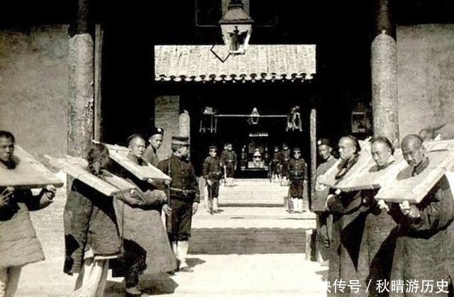 年前|晚清罕见老照片：100年前就能分期买车，最后一张的贵妇让人唾弃