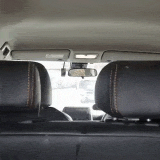 低估|搞笑GIF段子:妹纸低估了自己的体重啊