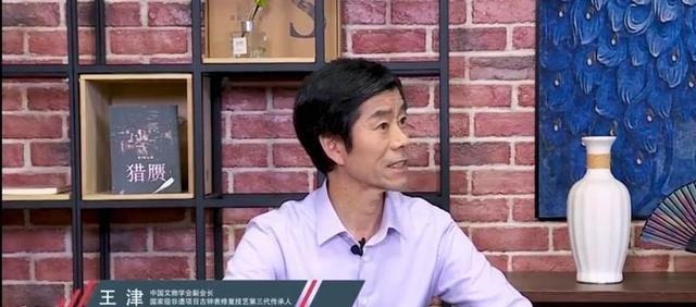 柳下挥|《我在故宫修文物》“男神”王津优秀网文让年轻人爱上传统文化