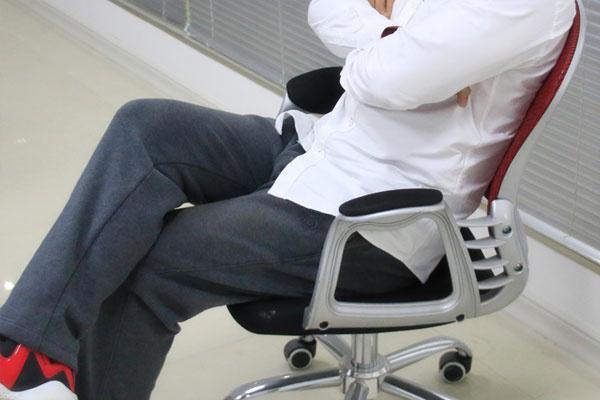 改善|脚上有一个“化血栓开关”,按一按,就能清血毒,防血栓