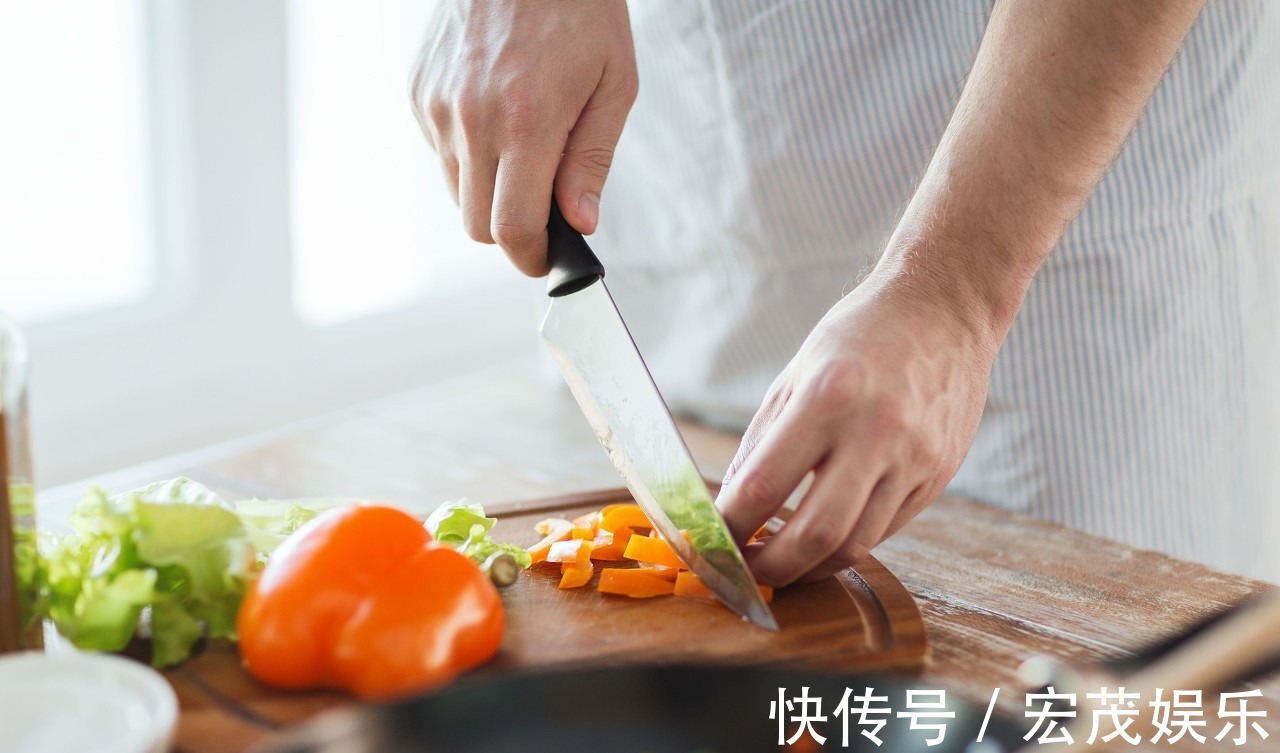 视网膜病变|中国糖尿病人数远超1亿,医生忠告,想长寿,三种食物要撤下餐桌