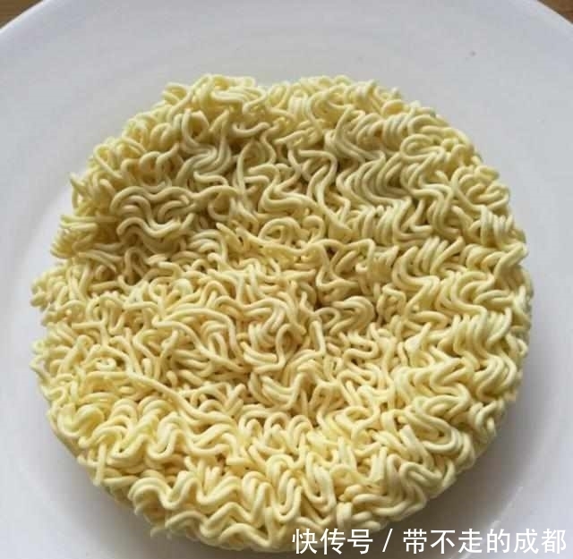 一口气|婆婆给女儿做的创意早餐,女儿一口气吃了6个,我直接看傻眼了