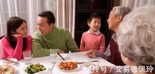 相处|孩子这3种表现暗示情商低,想要孩子成才,就要及时帮他纠正