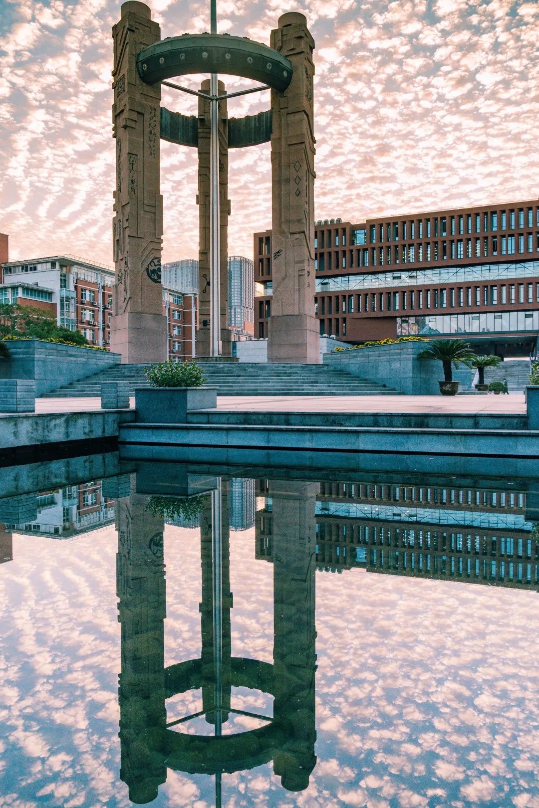 浙江水利水电学院|钱塘大学城秋景，美出圈！