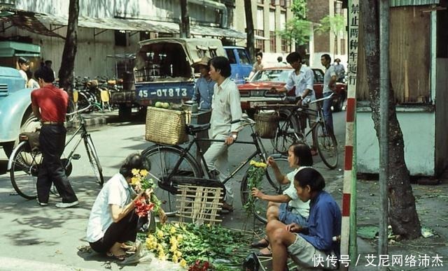 1980年广州珍贵老照片 图2有钱人才能消费、图6让人心酸