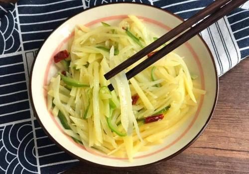 夏天我家吃此菜从不吃馒头，清肠道刮油脂，腰细了腿也瘦了