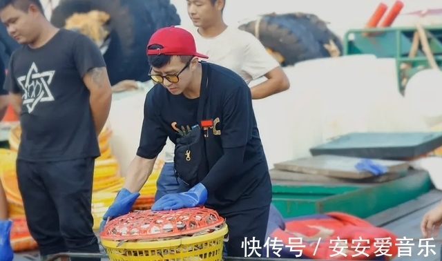 邓超发文不再录《五哈》,再看他离开跑男团的回应,差距一目了然