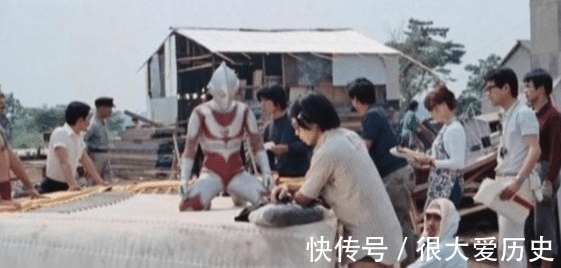 动画片|你见过奥特曼的拍摄现场吗?简直辣眼睛!再也不想看奥特曼了!