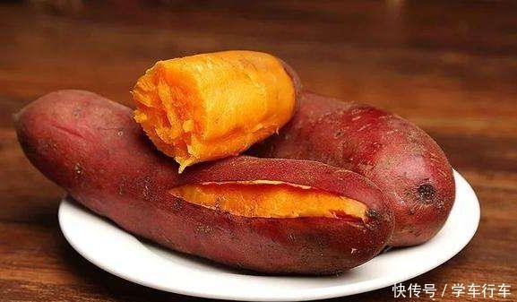 蒸红薯时,只会隔水蒸可不行!牢记4点,红薯软糯香甜,没水汽味!