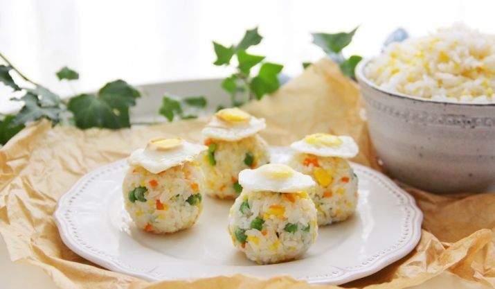 剩米饭大改造，做成美味的饭团，10分钟就上桌，味道很不错