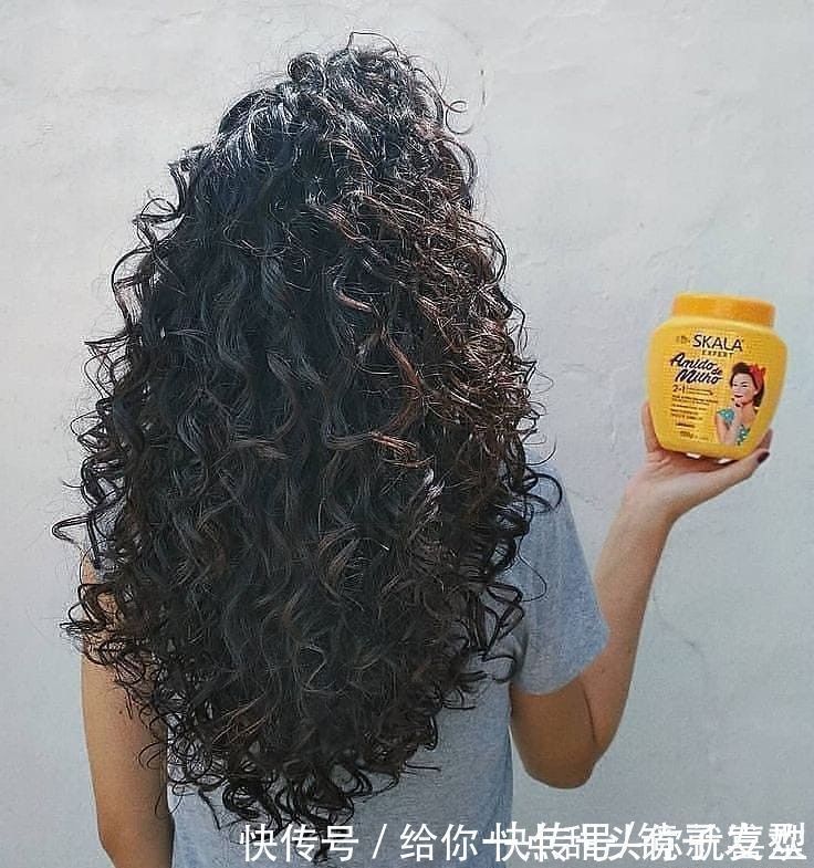 发型 新年发型别再乱剪了,这才是当下最火的发型,无论长短都很心动