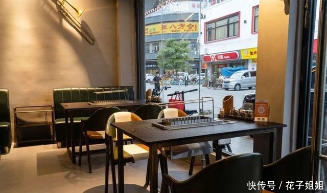 串串|暖暖的羊蝎子煲,还能快乐撸串!