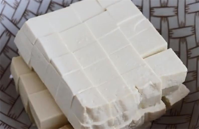 水淀粉|豆腐最好吃的做法,麻辣美味,好吃又下饭,招待客人特有面子