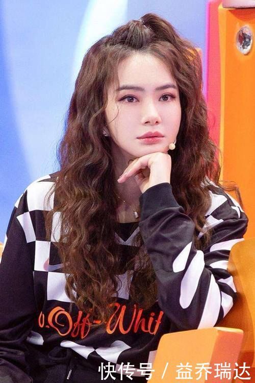 身高|身高不到160cm的女生,尽量避开这3种发型,不仅显矮还没气质