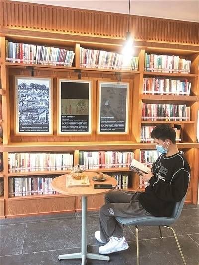 书苑@感受阅读“心”空间——记者探访城市新书苑