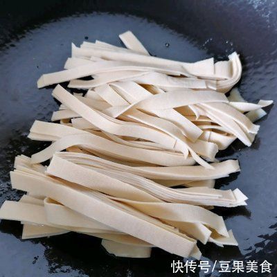 青椒|#我为奥运出食力#千张肉丝这样做，秒变米饭杀手